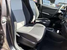 Toyota Yaris (2019) thumbnail 18
