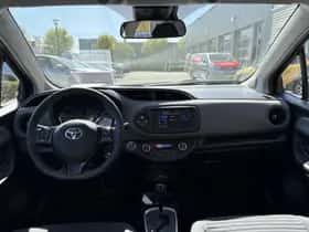 Toyota Yaris (2019) thumbnail 34