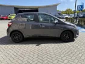 Toyota Yaris (2019) thumbnail 37