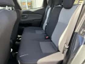 Toyota Yaris (2019) thumbnail 46