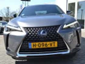 Lexus UX (2020) thumbnail 50