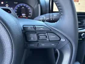 Toyota Yaris Cross (2026) thumbnail 24