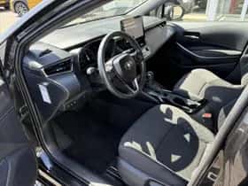 Toyota Corolla (2023) thumbnail 15