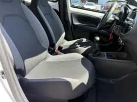 Toyota Aygo X (2025) thumbnail 19
