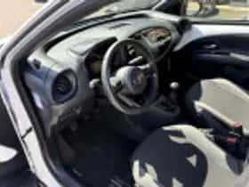 Toyota Aygo X (2025) thumbnail 43
