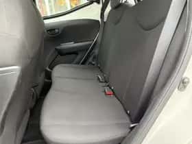 Toyota Aygo (2021) thumbnail 17