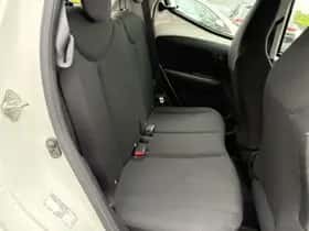 Toyota Aygo (2021) thumbnail 19
