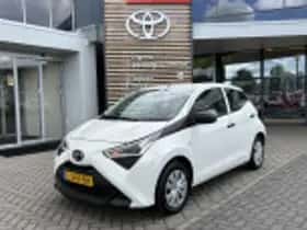 Toyota Aygo (2021) thumbnail 32