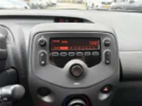Toyota Aygo (2021) thumbnail 46