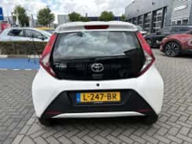 Toyota Aygo (2021) thumbnail 6