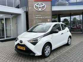 Toyota Aygo (2021) thumbnail 61