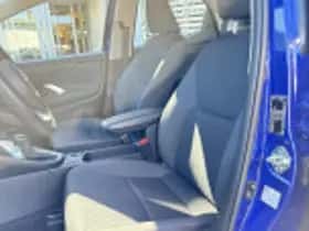 Toyota Yaris (2021) thumbnail 59