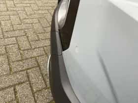 Toyota Corolla (2023) thumbnail 17