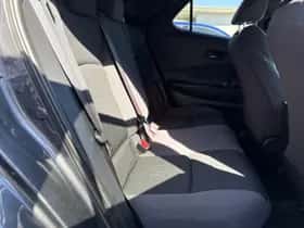 Toyota C hr (2025) thumbnail 24