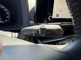 Toyota C hr (2025) thumbnail 33