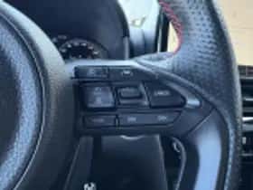 Toyota Yaris Cross (2024) thumbnail 64