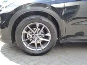 Lexus LBX (2025) thumbnail 16