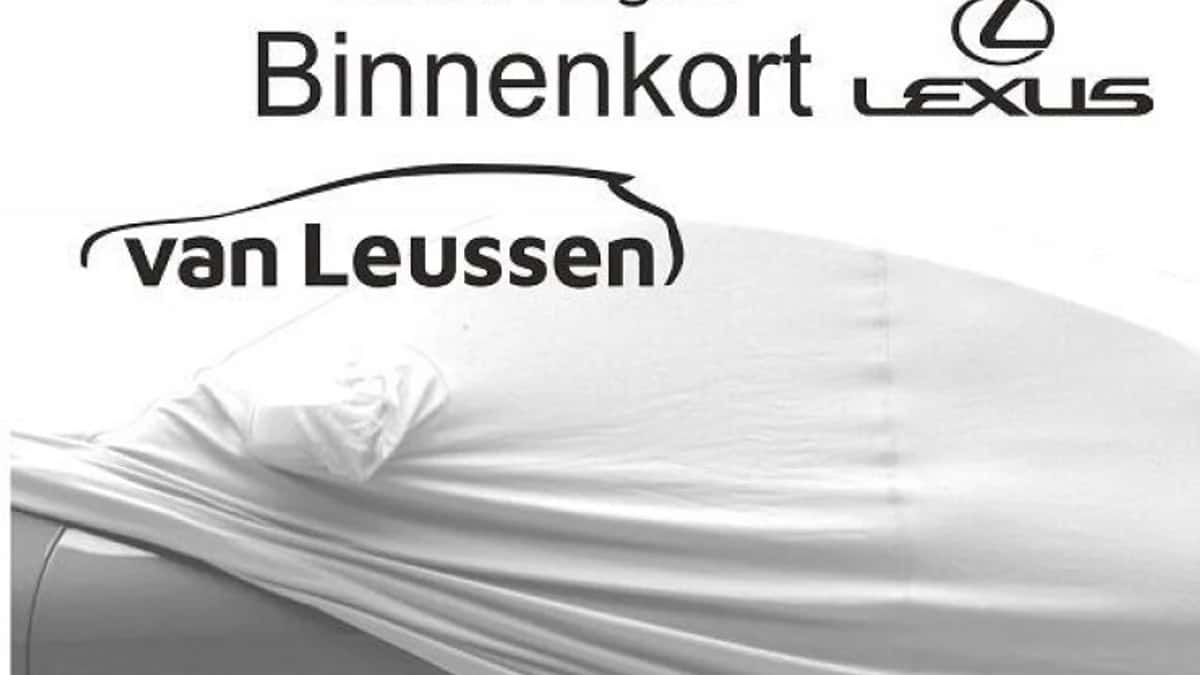 Lexus LBX (2025) — foto 1