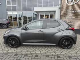 Toyota Yaris (2022) thumbnail 4