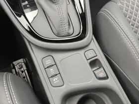 Toyota Yaris (2022) thumbnail 32