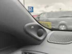 Toyota Yaris (2022) thumbnail 52