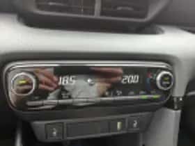 Toyota Yaris (2022) thumbnail 63