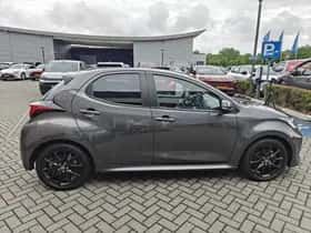Toyota Yaris (2022) thumbnail 92
