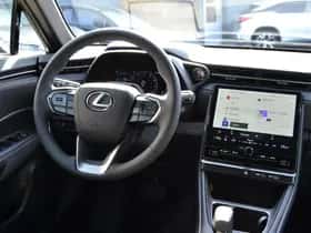 Lexus LBX (2025) thumbnail 35
