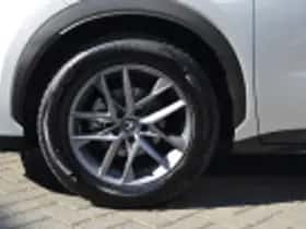 Lexus LBX (2025) thumbnail 44