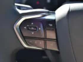 Lexus LBX (2025) thumbnail 52