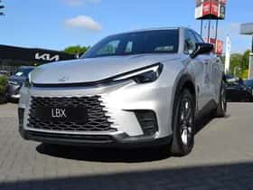 Lexus LBX (2025) thumbnail 13