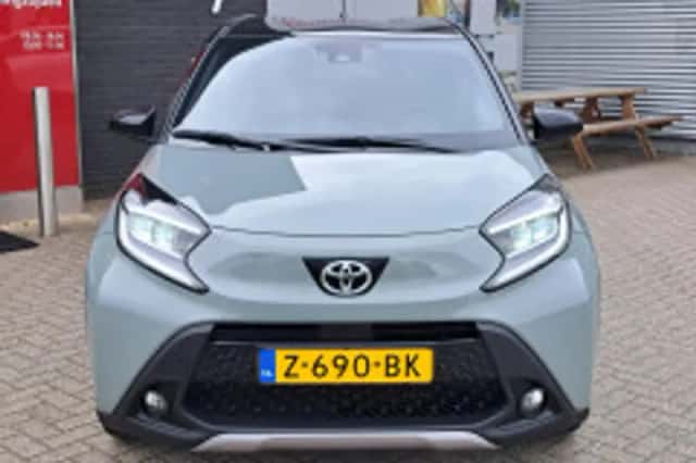 Toyota Aygo (2024) thumbnail 3