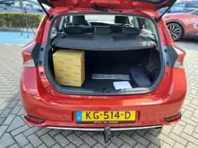 Toyota Auris (2016) thumbnail 15