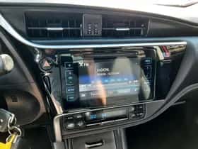 Toyota Auris (2016) thumbnail 28