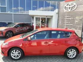 Toyota Auris (2016) thumbnail 5