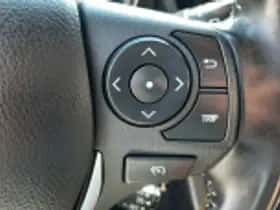 Toyota Auris (2016) thumbnail 54