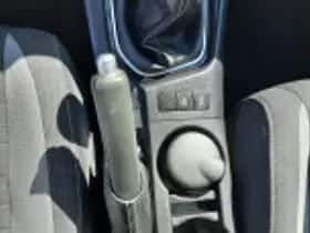 Toyota Auris (2016) thumbnail 63