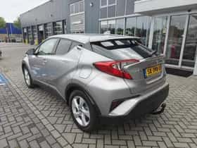 Toyota C hr (2018) thumbnail 12