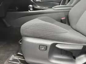 Toyota C hr (2018) thumbnail 15