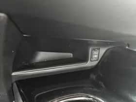 Toyota C hr (2018) thumbnail 26
