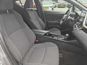 Toyota C hr (2018) thumbnail 31