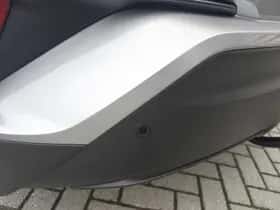 Toyota C hr (2018) thumbnail 32