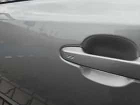 Toyota C hr (2018) thumbnail 34
