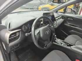 Toyota C hr (2018) thumbnail 5
