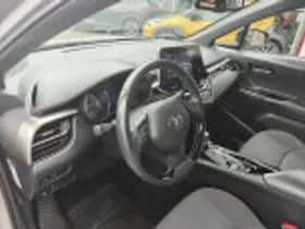 Toyota C hr (2018) thumbnail 43