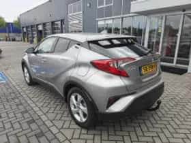Toyota C hr (2018) thumbnail 6