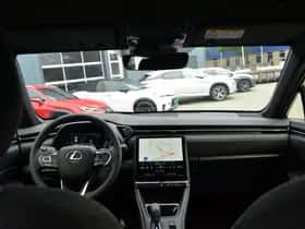 Lexus LBX (2025) thumbnail 39