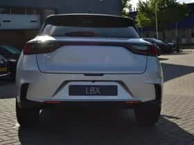 Lexus LBX (2025) thumbnail 10