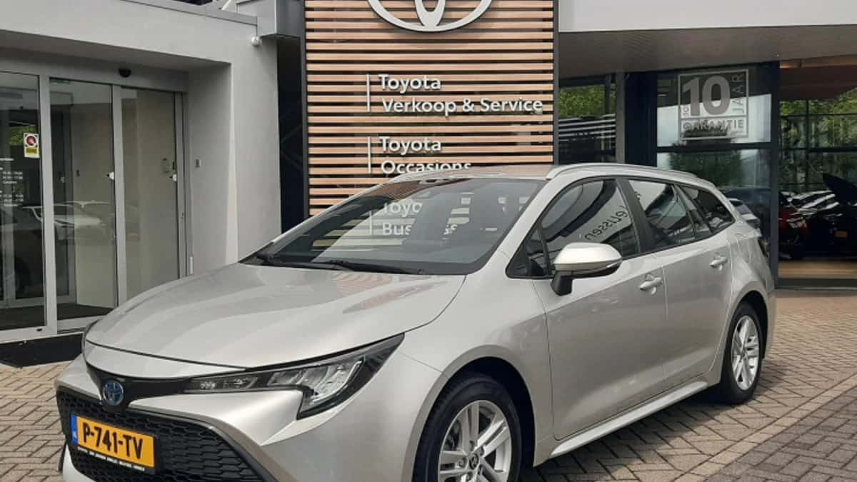 Toyota Corolla (2022) — foto 1