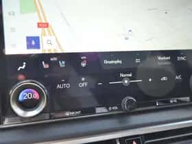 Lexus RX (2024) thumbnail 25